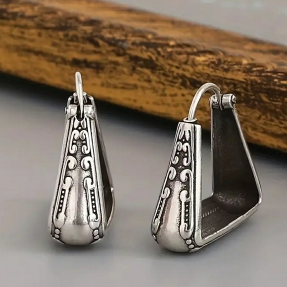Jewelry - Elegant Ethnic Style Silver Drop Earrings